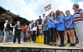 Zdjęcie z galerii Finał sportowej rywalizacji szkół i przedszkoli 2015