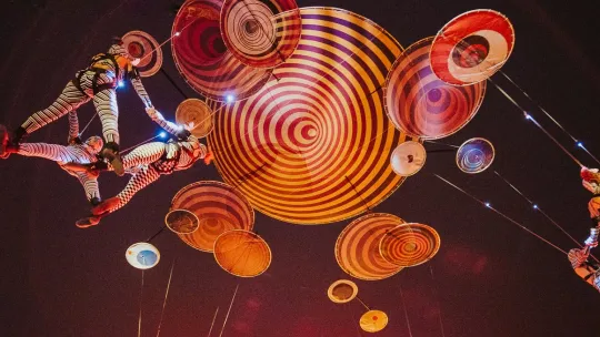 Fragment ulicznego spektaklu teatralnego