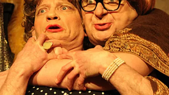 Zdjęcie ze spektaklu "Pięć róż dla Jennifer"