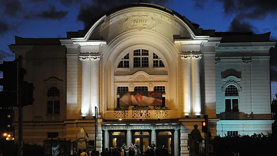 zdjęcie budynku teatru