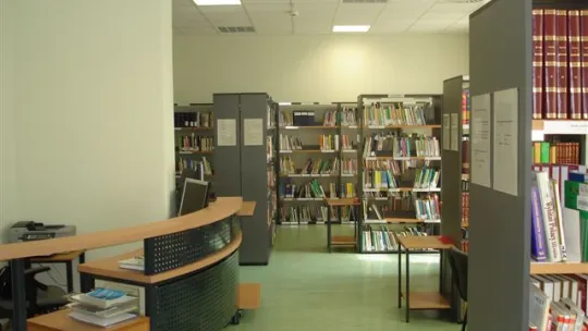Czytelnia główna biblioteki, fot. ze strony placówki