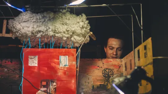 spektakl Gnój, fot. Karol Budrewicz