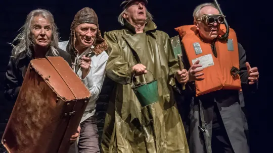 34. AST „Klamra”: TEATR ÓSMEGO DNIA „Nic nie wiemy na pewno”