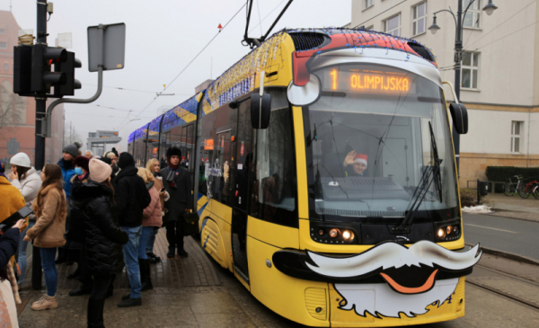 Świąteczny tramwaj startuje w Mikołajki