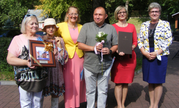 Na zdjęciu: uczestnicy spotkania z okazji 70-lecia Polskiego Związku Niewidomych w Toruniu