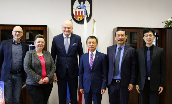 Konsul Generalny Chin odwiedził Toruń
