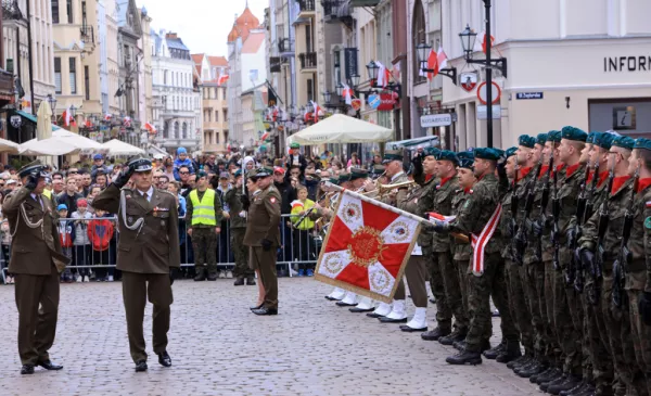Na Rynku Staromiejskim odbędzie się uroczystość wojskowa.