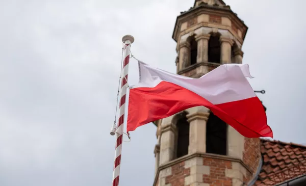 2 maja 2024 r. po raz 20. obchodzimy Święto Flagi Rzeczypospolitej Polskiej. 