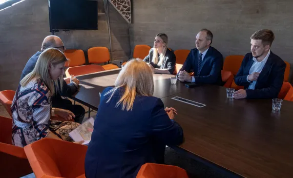 Z ministrą Gajewską o opiece wczesnodziecięcej.