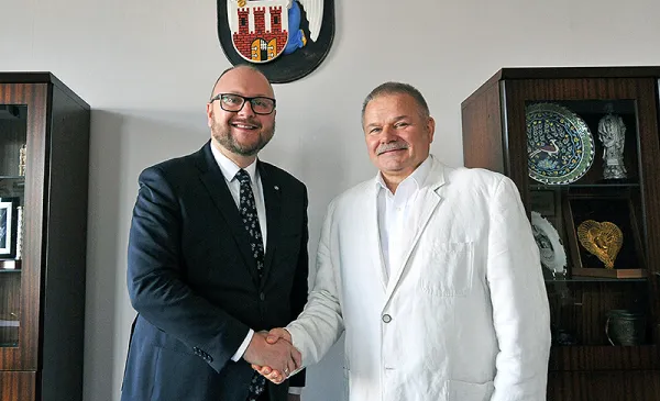 Prezydent Torunia Paweł Gulewski i pełnomocnik ds. bezpieczeństwa Krzysztof Mitręga