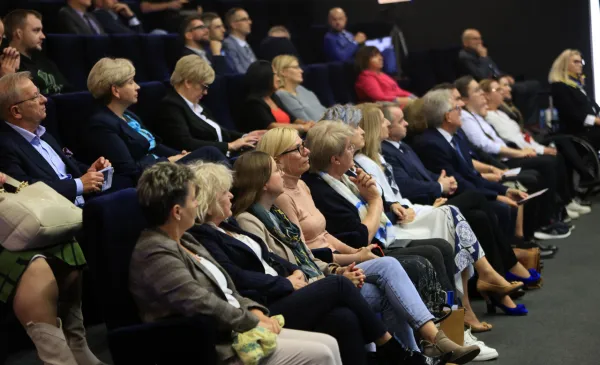 „Osoba z niepełnosprawnością w zatrudnieniu”