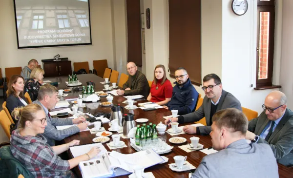 I spotkanie zespołu, który opracuje standardy rewitalizacji i ochrony budownictwa szkieletowego