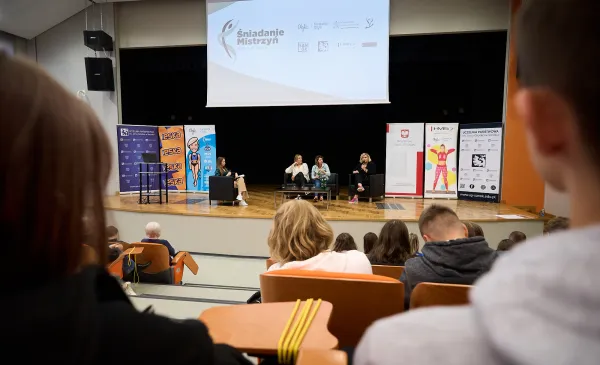 Śniadanie z Mistrzyniami