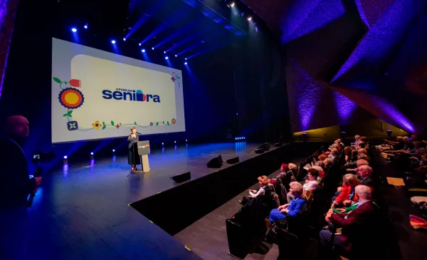 X Forum Seniora