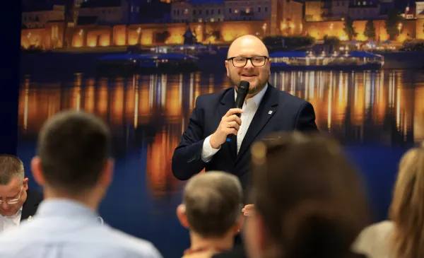 Prezydent Torunia Paweł Gulewski spotkał się z 4 Radami Okręgów