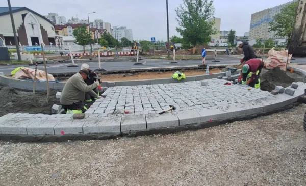 Kolejne zmiany na budowie ronda