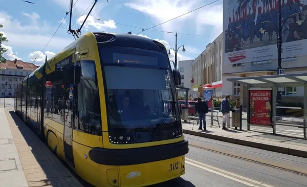 Tramwajową 9 na kampus i z powrotem