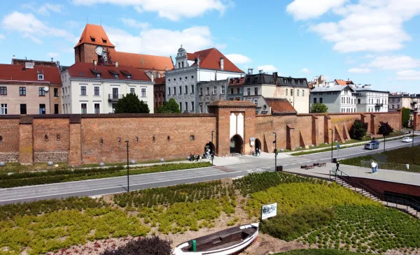 Zabezpieczenia na balustradach pawilonów
