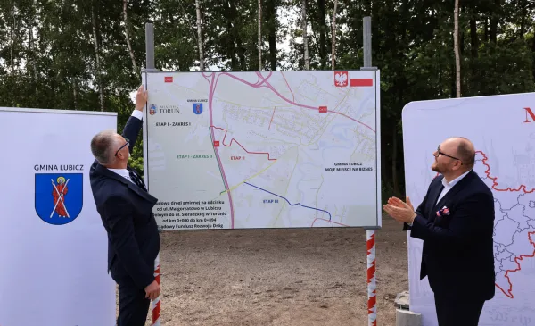 Toruń połączony z Lubiczem