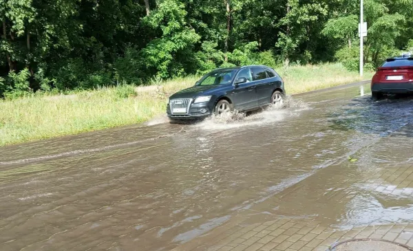 Toruńskie Wodociągi chcą zmodernizować system odprowadzania wód deszczowych i roztopowych na ul. Pera Jonssona