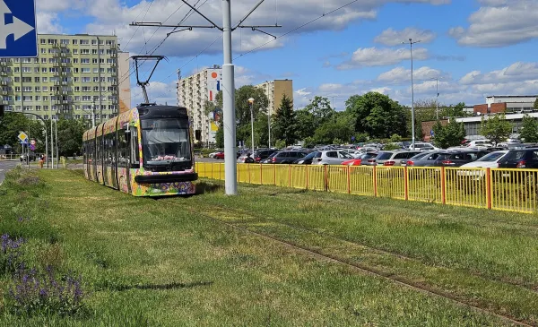 Tramwajem po zielonych torowiskach