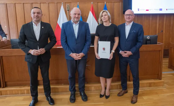 Gmina Miasta Toruń otrzymała blisko 2 mln złotych dofinansowania na projekt „Zielona transformacja w toruńskich przedszkolach”. 