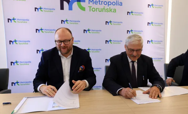 Podpisanie porozumienia dot. połączenia autobusowego z Łysomicami