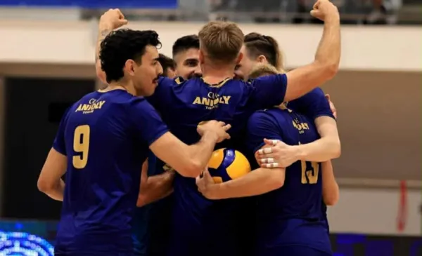 Anioły wygrywają Copernicus Volleyball Cup 2025