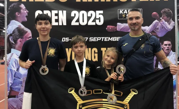 Toruńscy karatecy z medalami