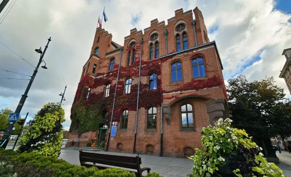 Urząd Miasta Torunia 10 listopada