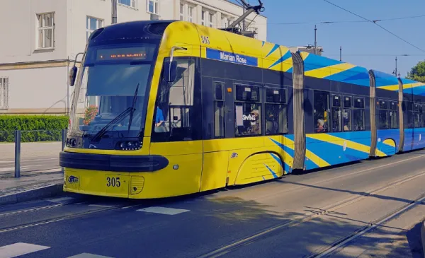Wszystkich Świętych 2025: komunikacja miejska