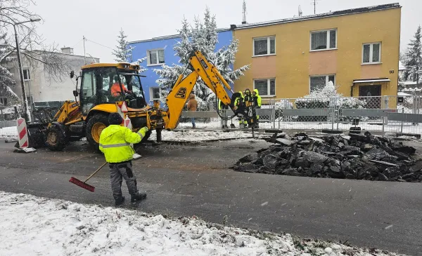 Ul. św. Józefa: budowa wyniesionego przejścia dla pieszych