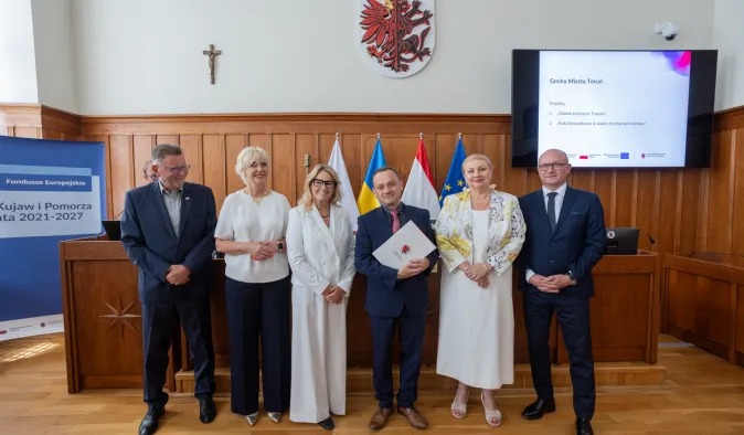 Wręczenie umów na dofinansowanie zielonych projektów