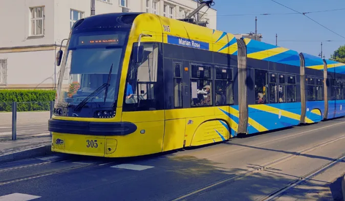 Wszystkich Świętych 2025: komunikacja miejska