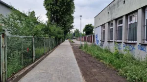 Chodnik przy Bażyńskich gotowy