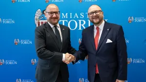 Paweł Gulewski, Prezydent Torunia spotkał się z nowym Ambasadorem Republiki Łotewskiej w Polsce, Raimondsem Jansonsem. 