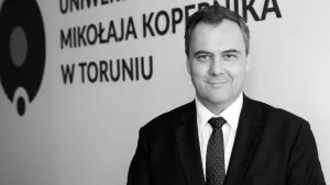 Dr Tomasz Jędrzejewski