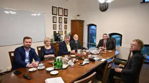 W świątecznej atmosferze odbyło się kolejna zebranie Zarządu Stowarzyszenia Radnych Miasta Torunia, na którym podjęto ważne decyzje.