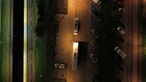 Zaparkuj na obrzeżach starówki