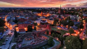 28 grudnia 1233 r. Toruń uzyskał prawa miejskie. 