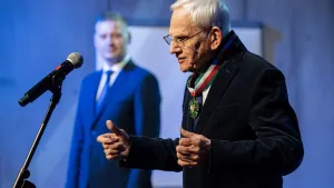 Nagrodę Gloria Artis otrzymał Wiesław Geras wieloletni dyrektor festiwalu.