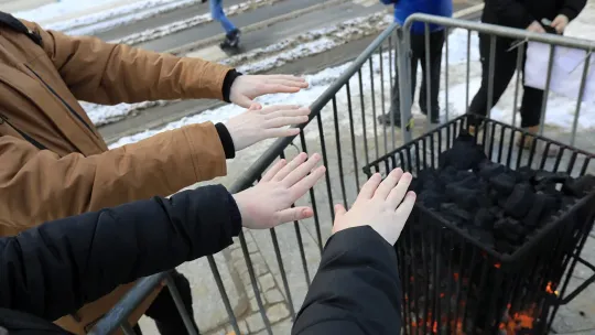 W związku z falą mrozów w Toruniu pojawią się koksowniki