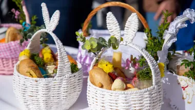 Święcenie pokarmów na Rynku Staromiejskim
