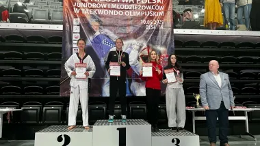 Gabriela Wrzeszcz z KS Centuria Toruń stori na najwyższym podium Mistrzostw Polski Juniorów