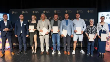 Zawodnicy, którzy w 2024 roku osiągnęli wysokie wyniki sportowe na arenach krajowych i międzynarodowych, i trenerzy otrzymali stypendia sportowe na 2025 rok.