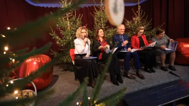 Dziewiątka czytała z Mikołajem