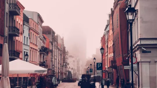 Może być mgliście!