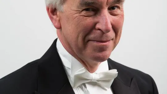 Renomowany brytyjski pianista Anthony Adkins BEM w Szafarni