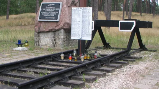 Otłoczyn - obelisk