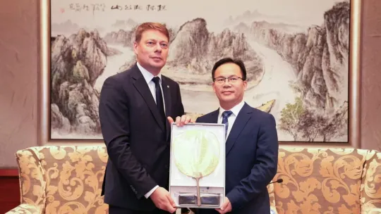 Prezentacja oferty turystycznej i atrakcji Torunia oraz spotkania z władzami miasta Guilin były jednymi z punktów udziału delegacji naszego miasta podczas targów turystycznych China EXPO Asean Tourism Exibition.